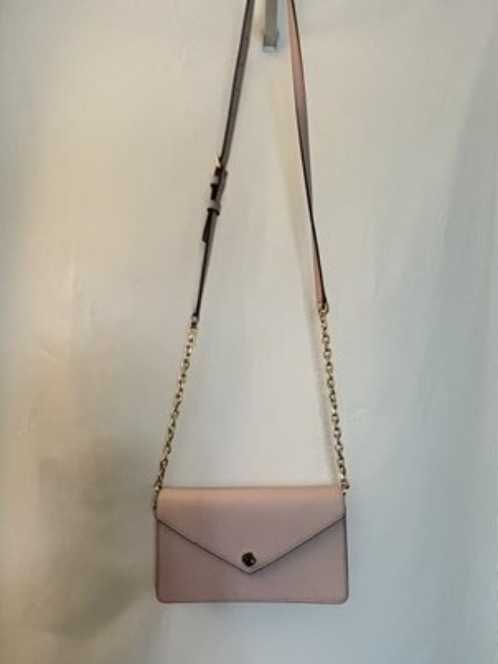 Michael Kors Small Pink Envelope Crossbody Clutch Chic Lightweight purse
